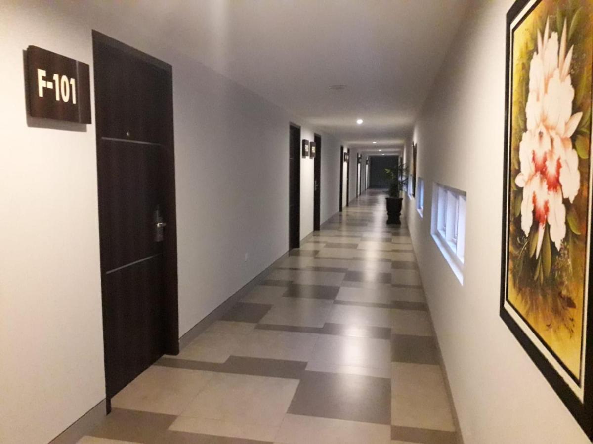 BeSS Resort and Waterpark Lawang - Housity