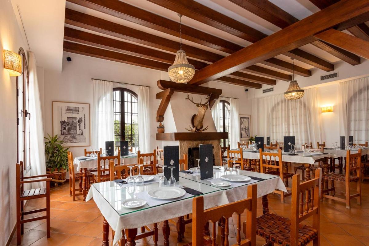 Hotel Tugasa Villa de Algar - Housity