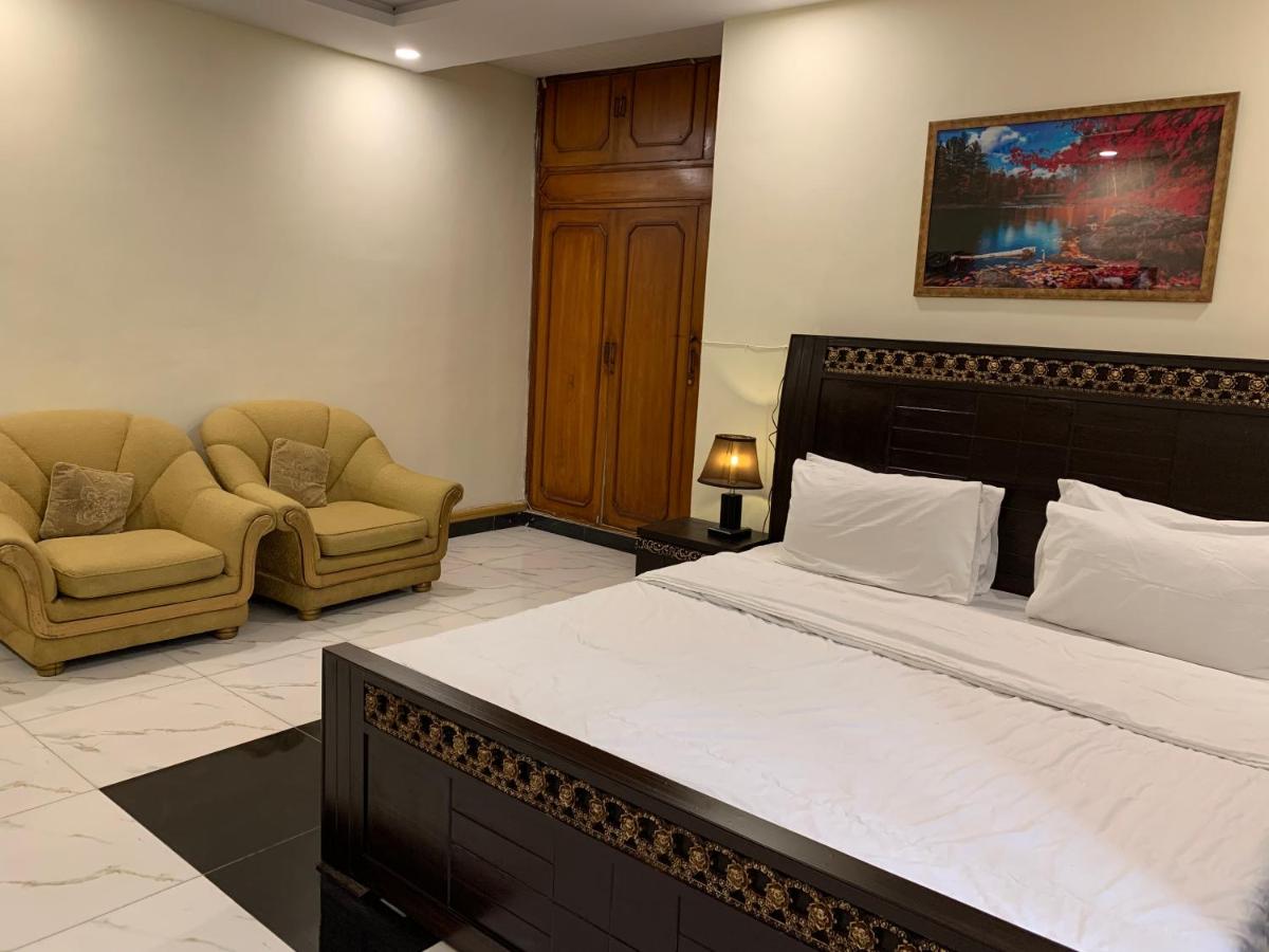 Sunrise Rest House - Housity