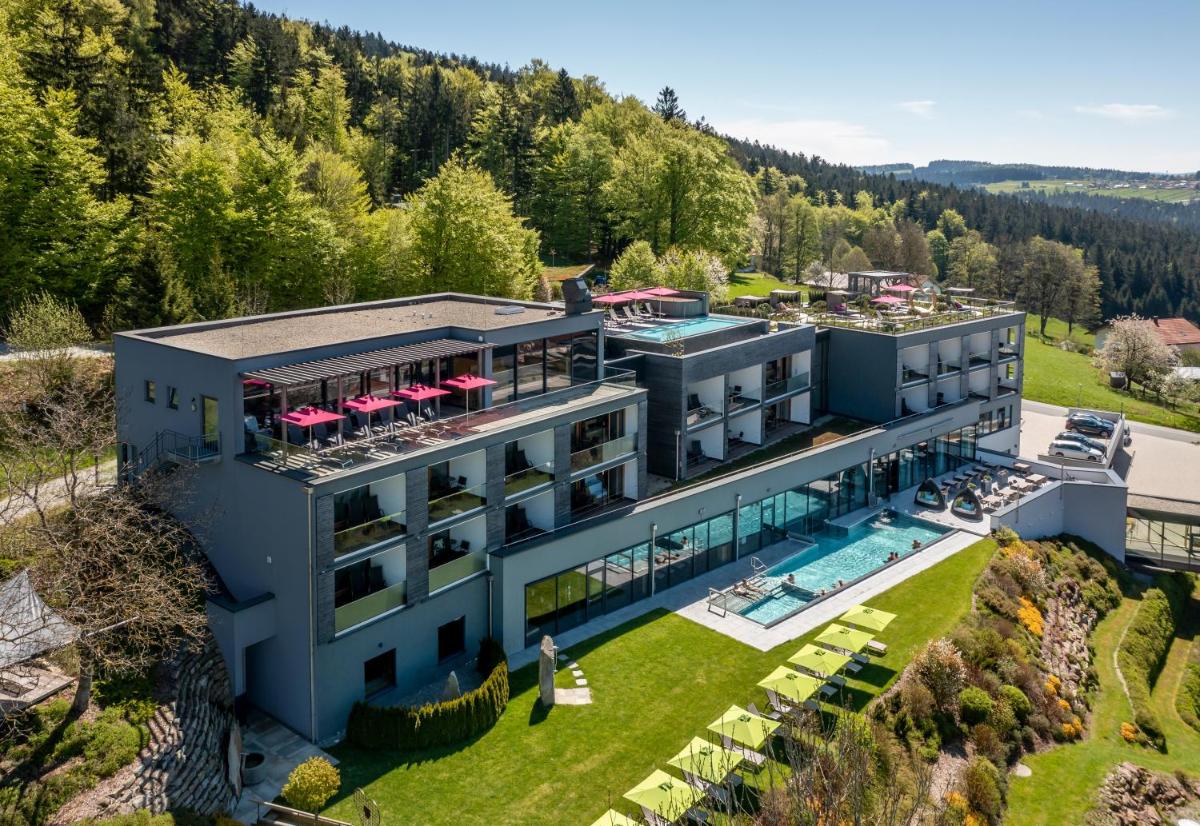 Hüttenhof - Wellnesshotel & Luxus-Bergchalets - Adults only - Housity