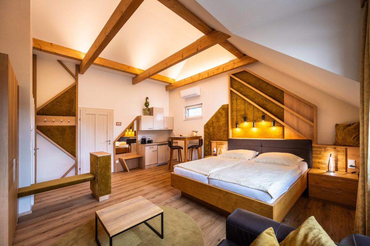 Bioweingut Schmidl - Housity
