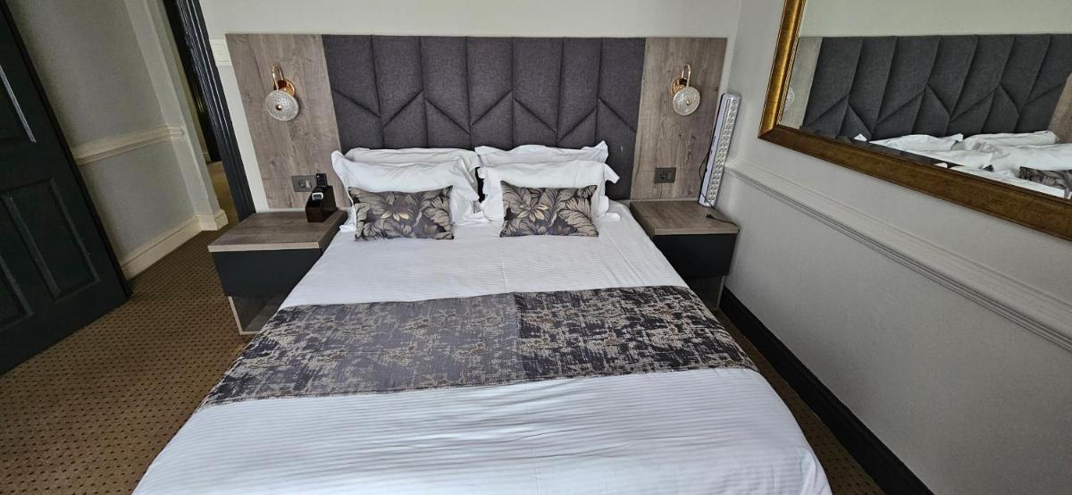Luxe Florida Grand Hotel - Housity