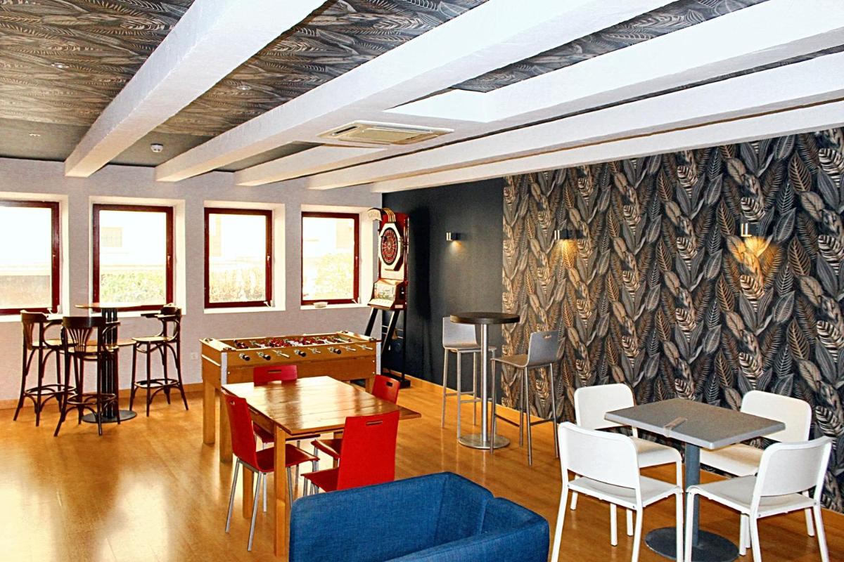 Mola! Hostel Burgos - Housity