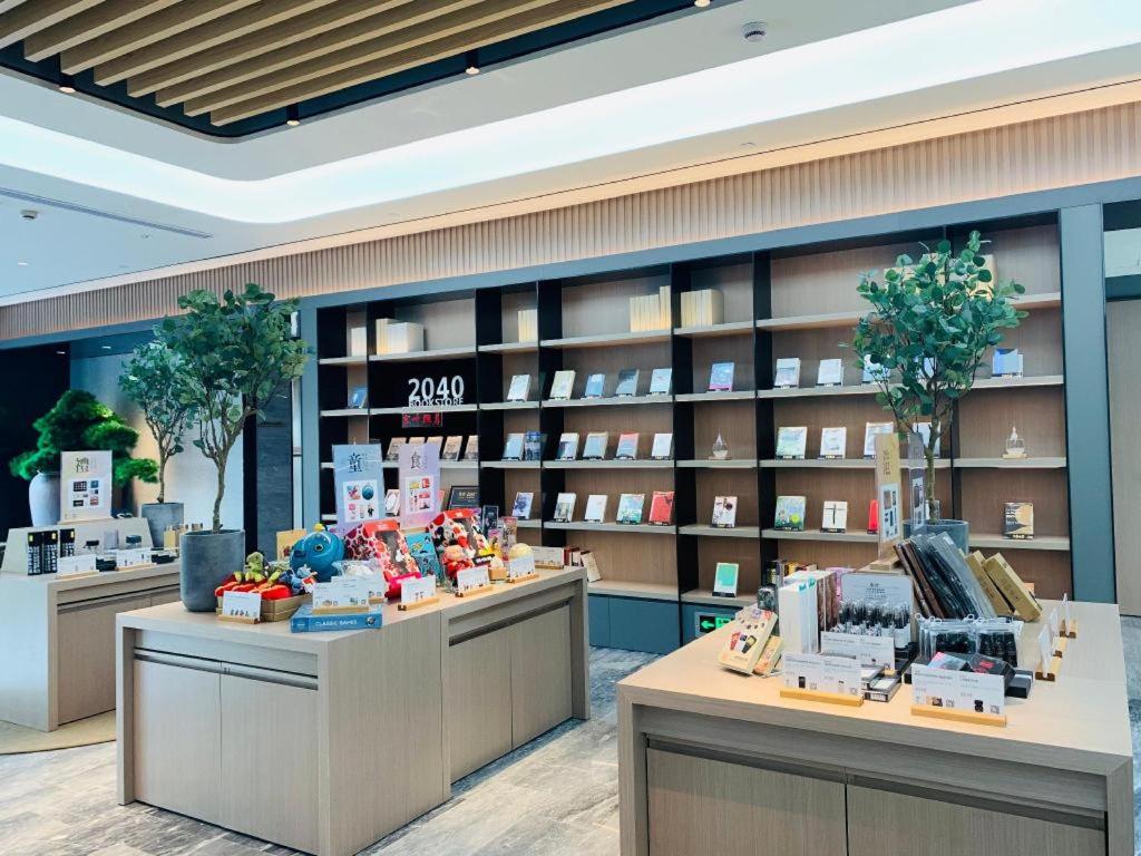 Ji Hotel Shanghai Meilong Wanhui International Plaza - Housity