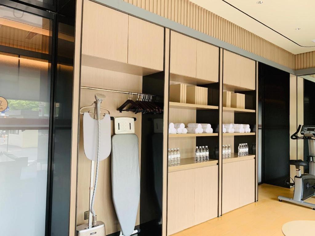 Ji Hotel Shanghai Meilong Wanhui International Plaza - Housity
