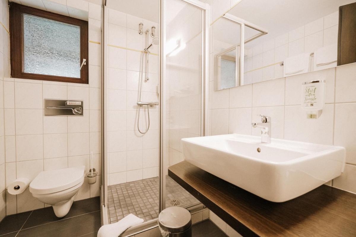 Landhotel Waldhaus - Housity