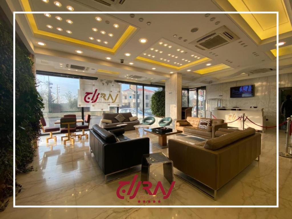 Raj Hotel - Housity
