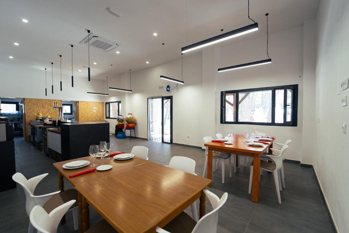 Kampaoh La Bolera - Housity