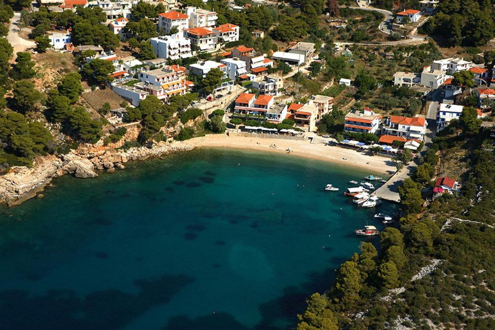 Ostria - Housity