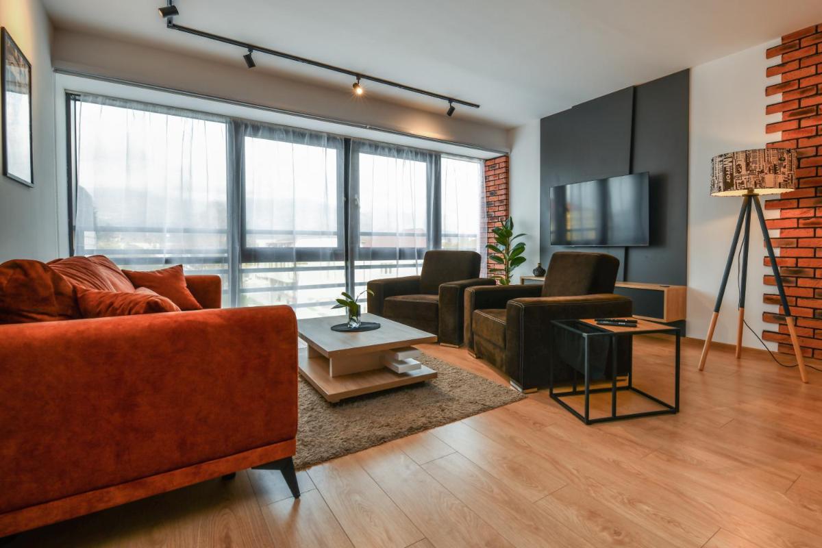 Central Apartments - Housity