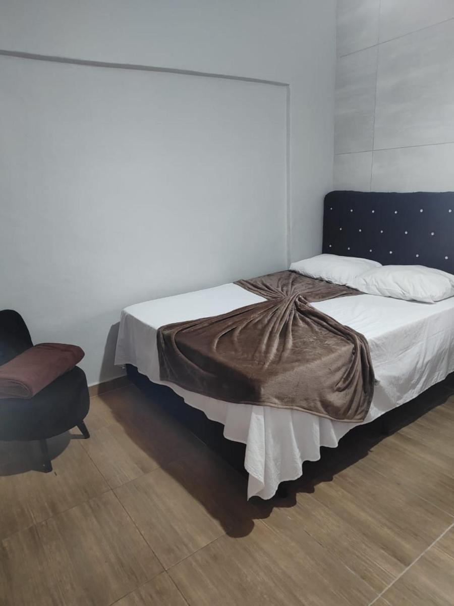 Pousada ilha de Guarujá - Housity