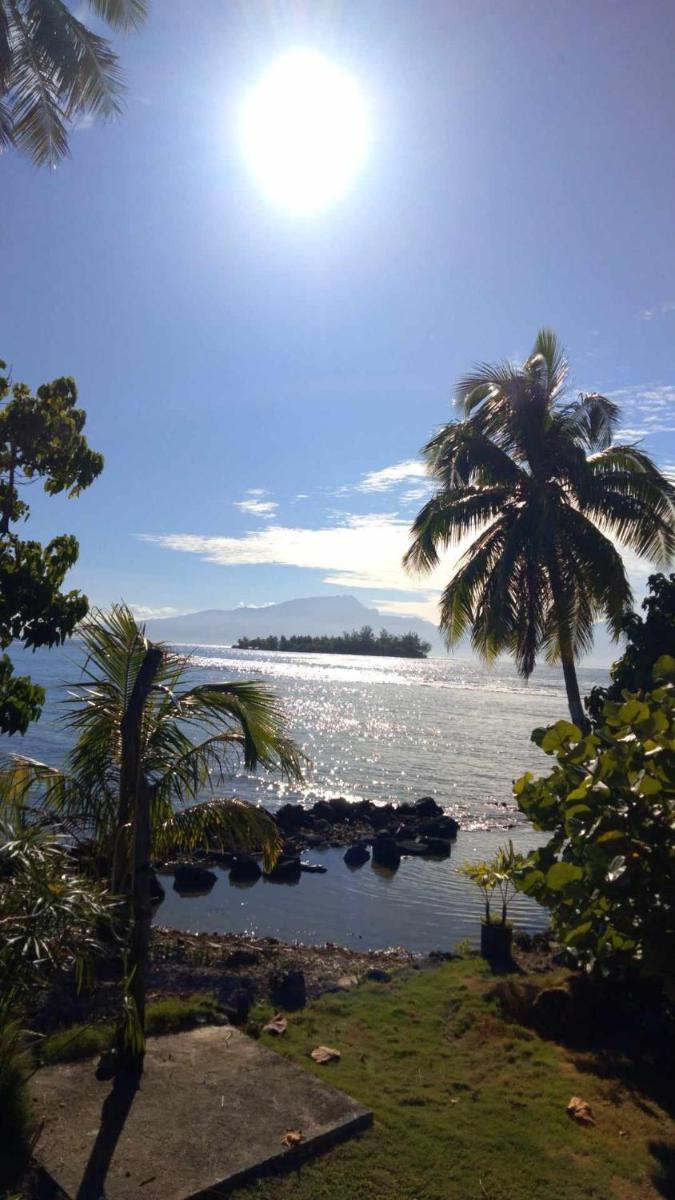Bungalow blue lagon waterfront - Housity