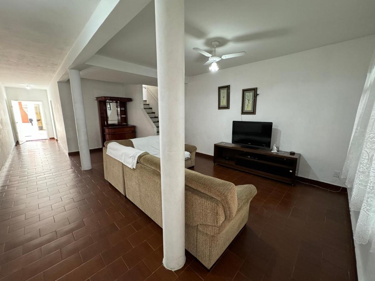 Casa na Praia Grande - Housity