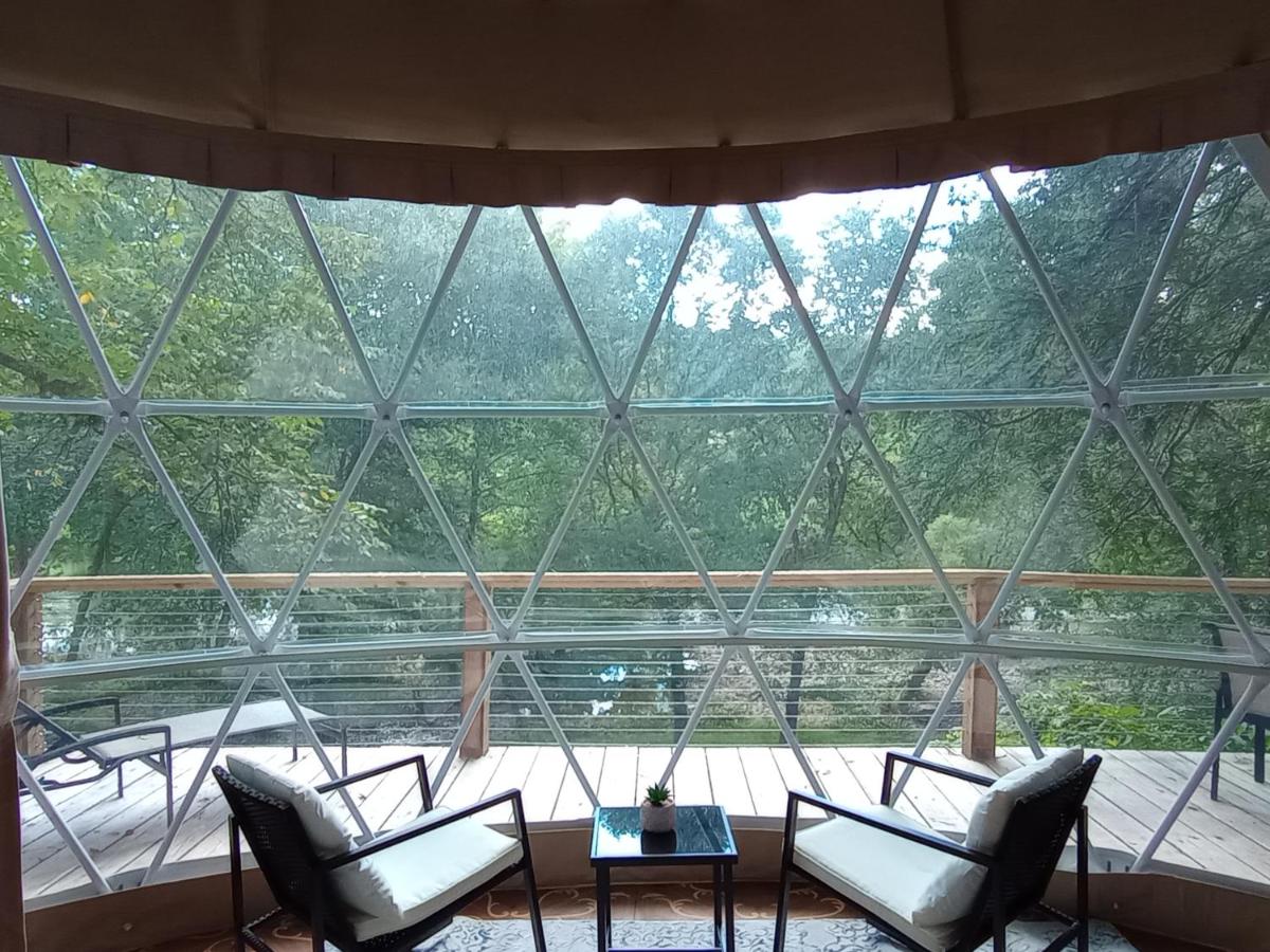 GlampOut Resort - Elk River - Housity