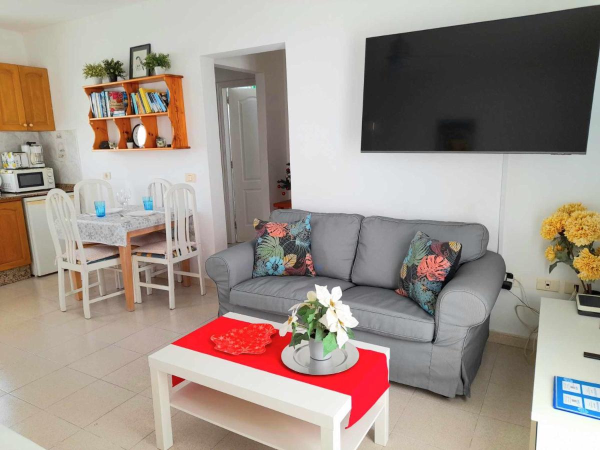 Apartment Vincent, cozy and sunny over the rooftops - Housity