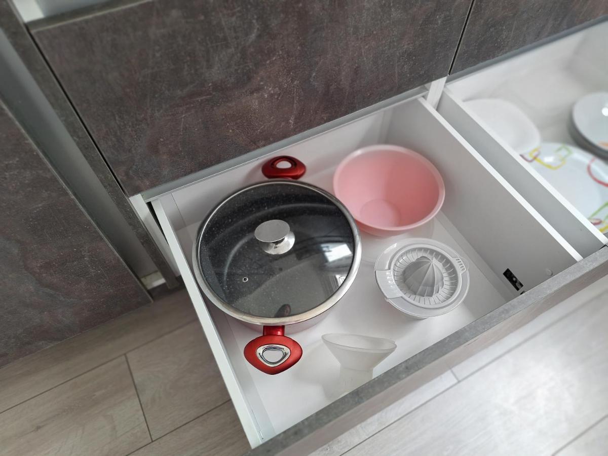 APARTMENT NEVERA - Housity