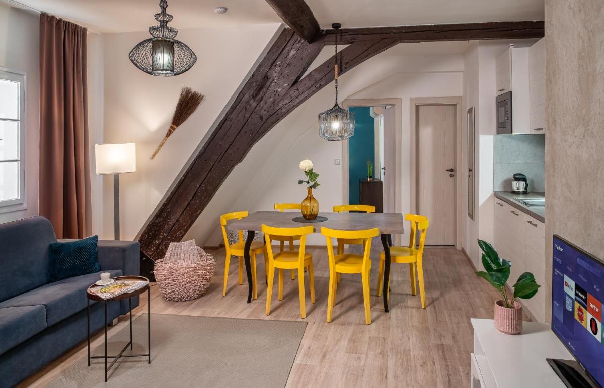 7 Tales Apartments by Adrez - Housity