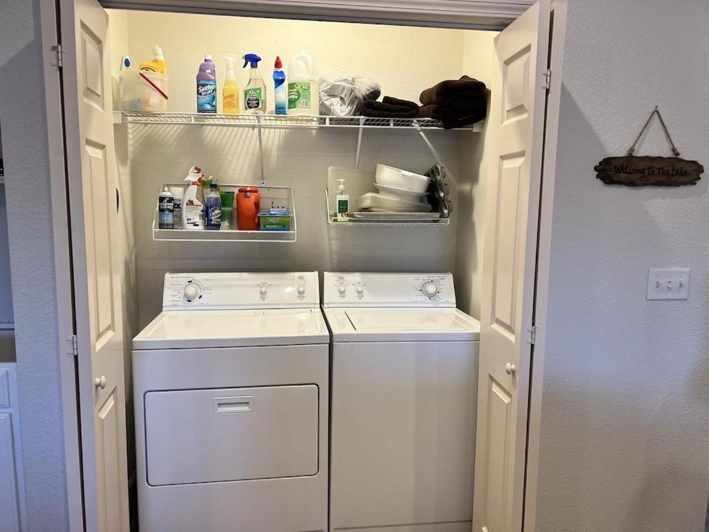 Lake Lodge Condo - Housity