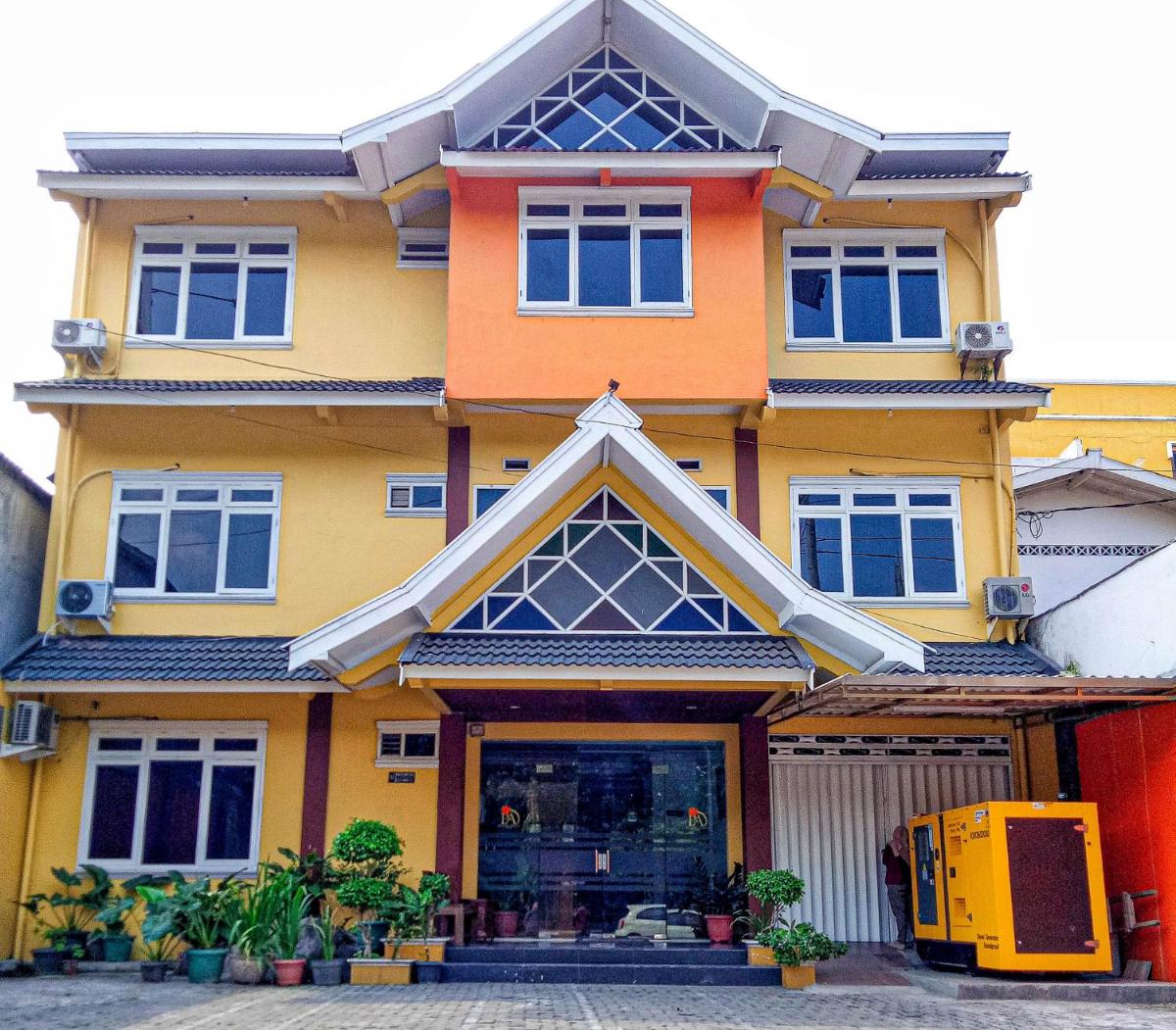 Urbanview Hotel Pondok Anggun Yogyakarta by RedDoorz - Housity