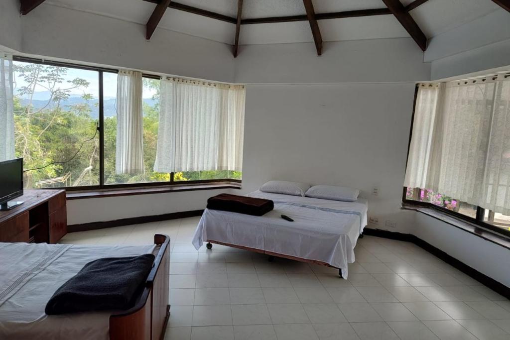 Habitación privada en finca mi ranchito - Housity
