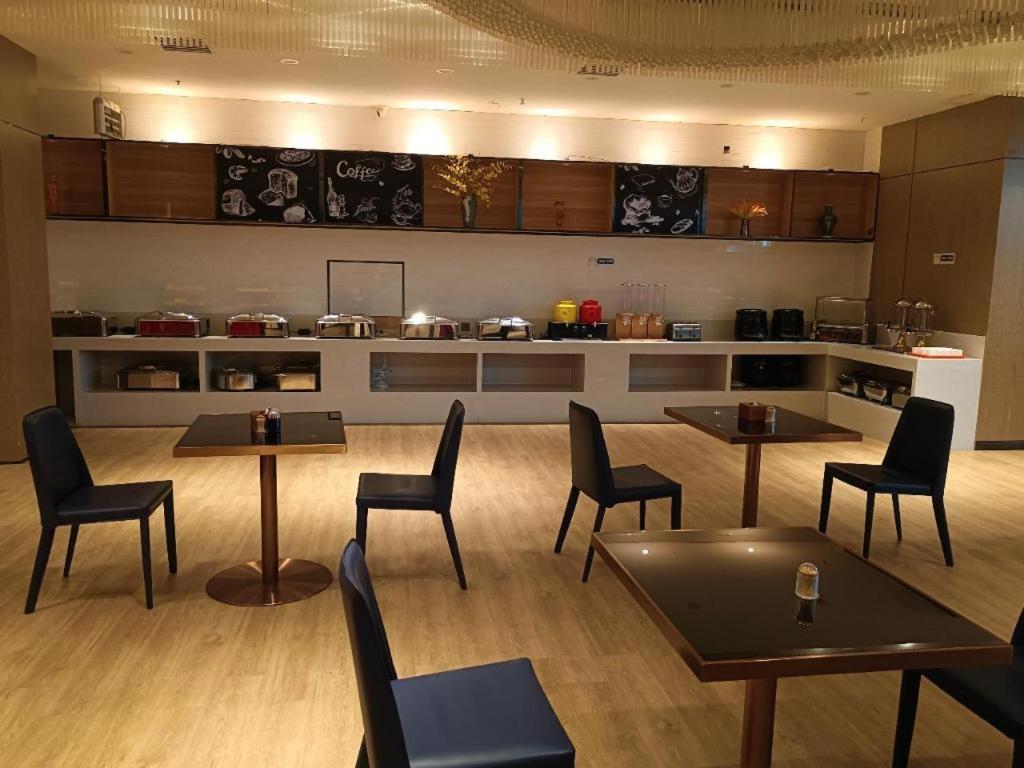 Echarm Hotel Jinzhong Yuci Wanda Plaza - Housity
