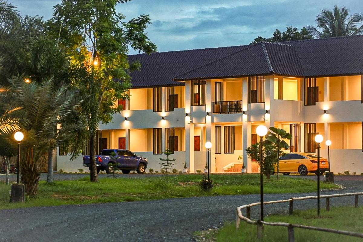 น่าน ม่วนใจ Nan Muanjai Hotel - Housity