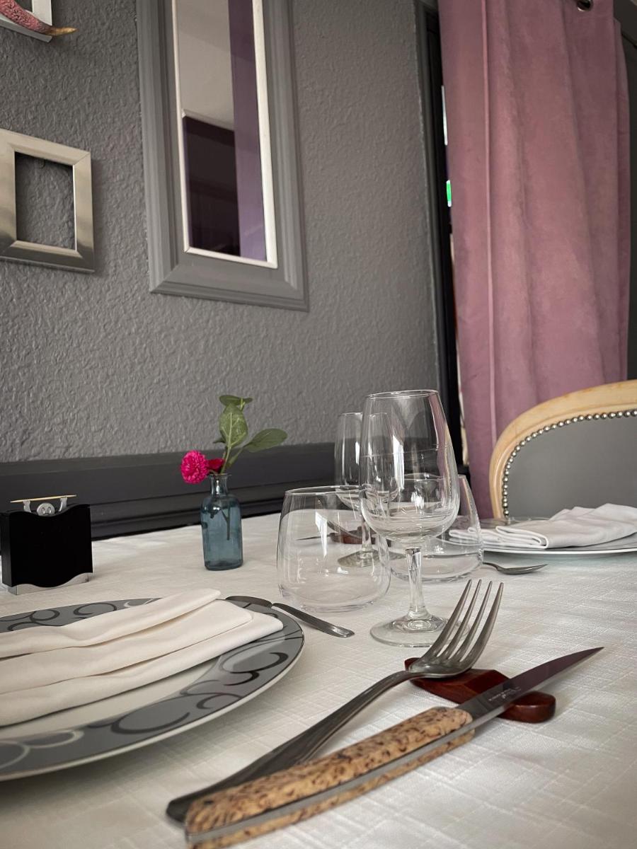 Photo de la galerie de l'établissement Maison Legate "Hôtel Le Baudiere & Spa", à Saint-Beauzire