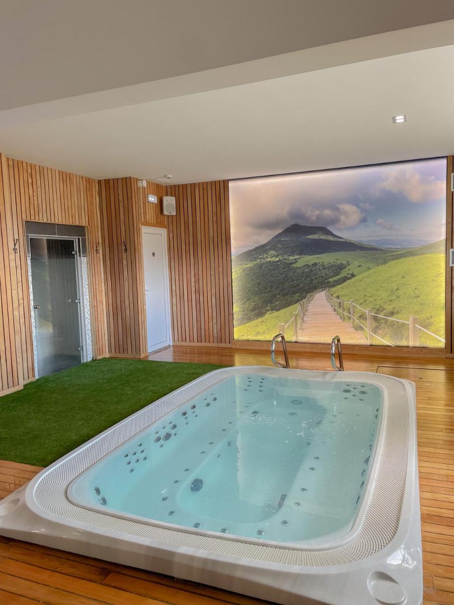 Photo de la galerie de l'établissement Maison Legate "Hôtel Le Baudiere & Spa", à Saint-Beauzire