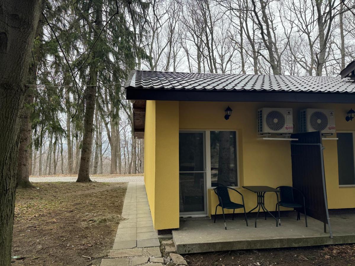 Мотел Тихия кът - Housity
