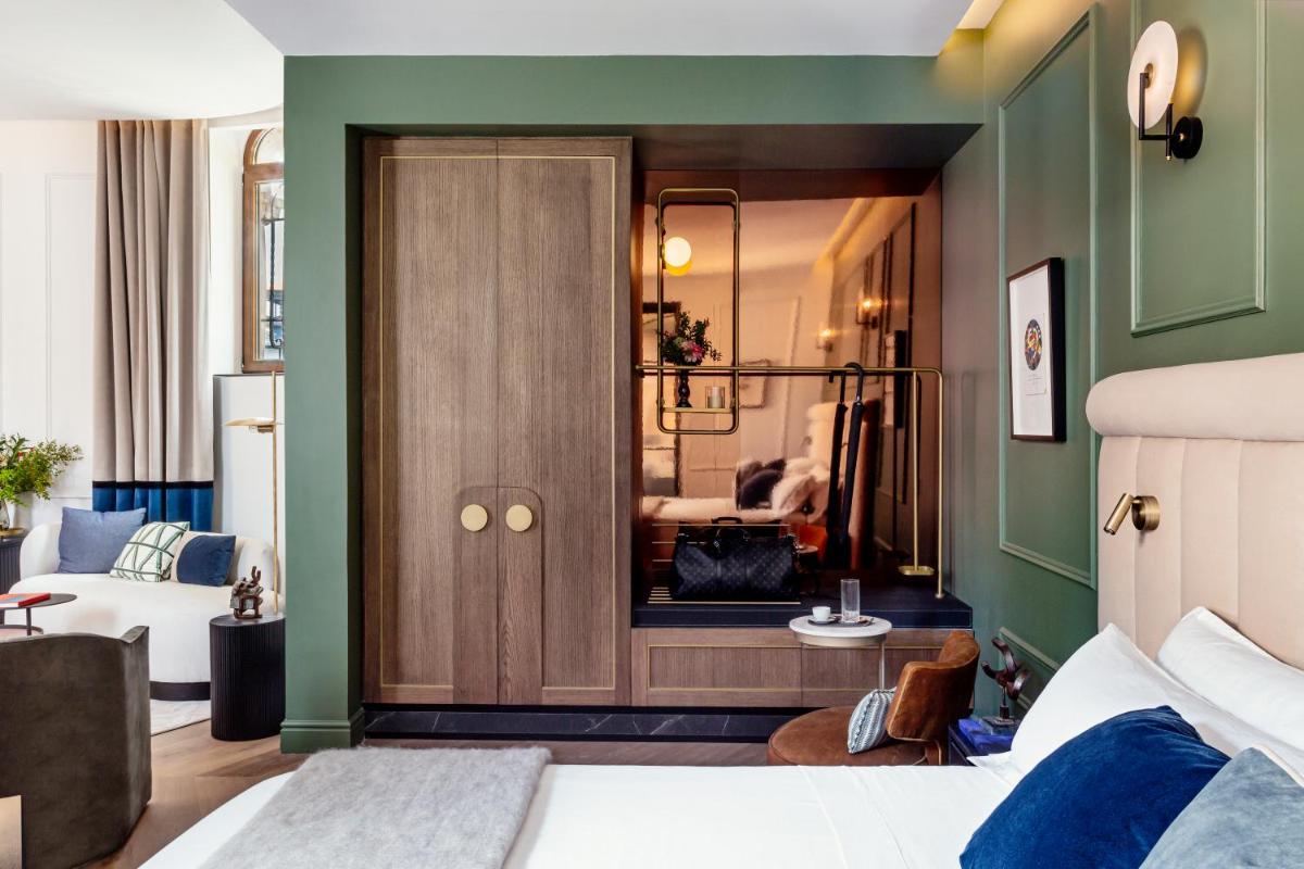 Cama o camas de una habitación en Palacio Arriluce Hotel - The Leading Hotels of the World