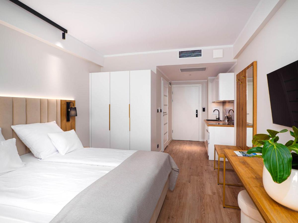 Resort Król Plaza Spa & Wellness - Housity