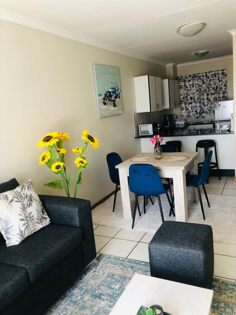 Suitetrails - Menlyn Hub Accommodation