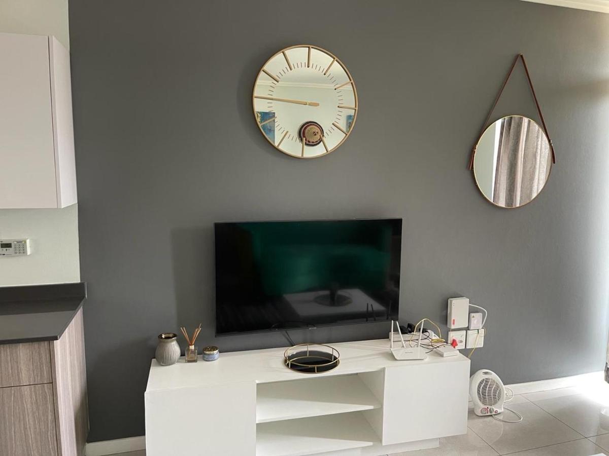 Lilly's Platinum - 1 Bedroom back up power - Housity