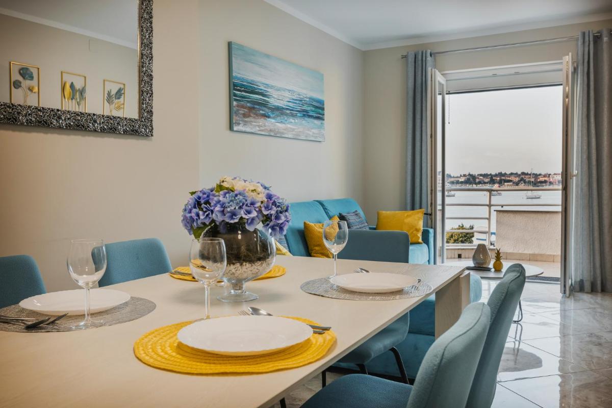 BLUEMARINE - Housity