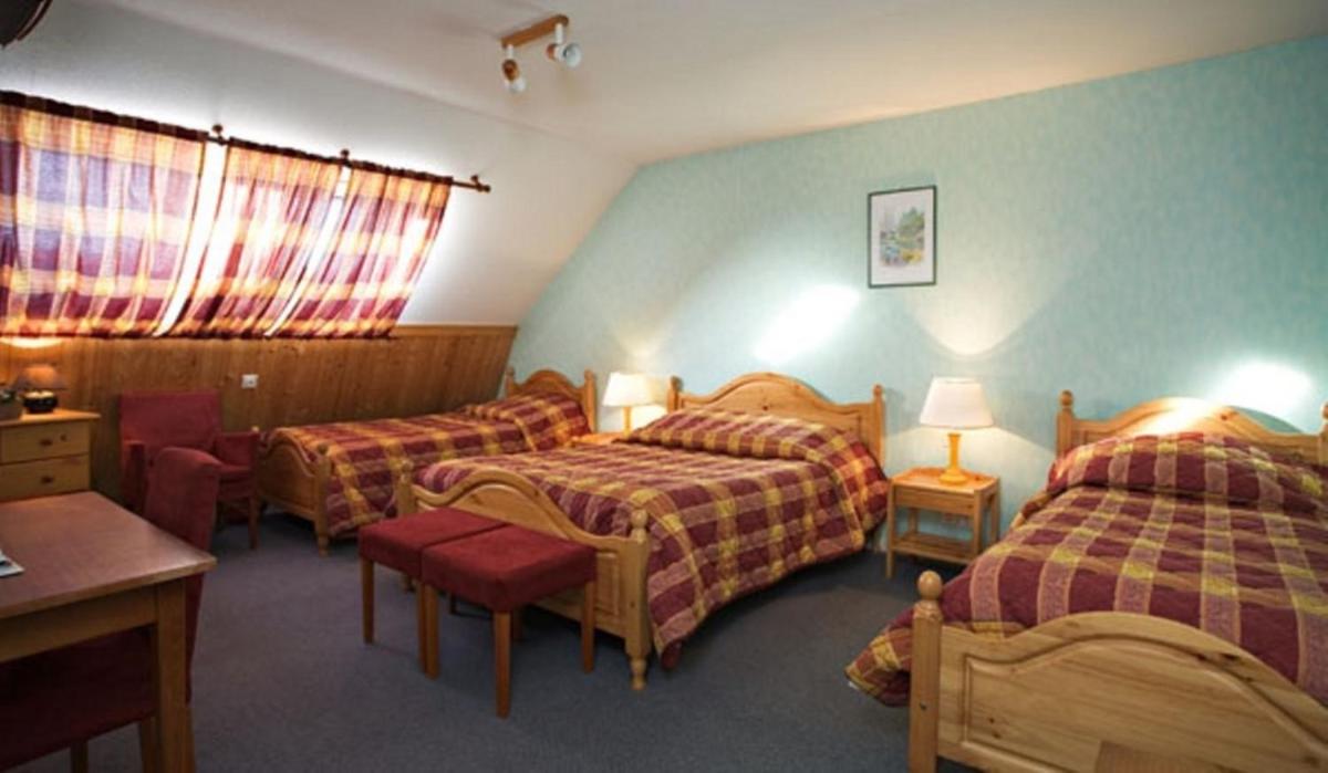 Logis Hôtel Restaurant Robichon - Housity