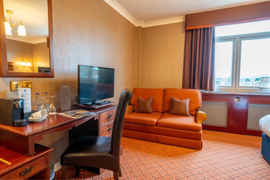 Cairndale Hotel - Housity