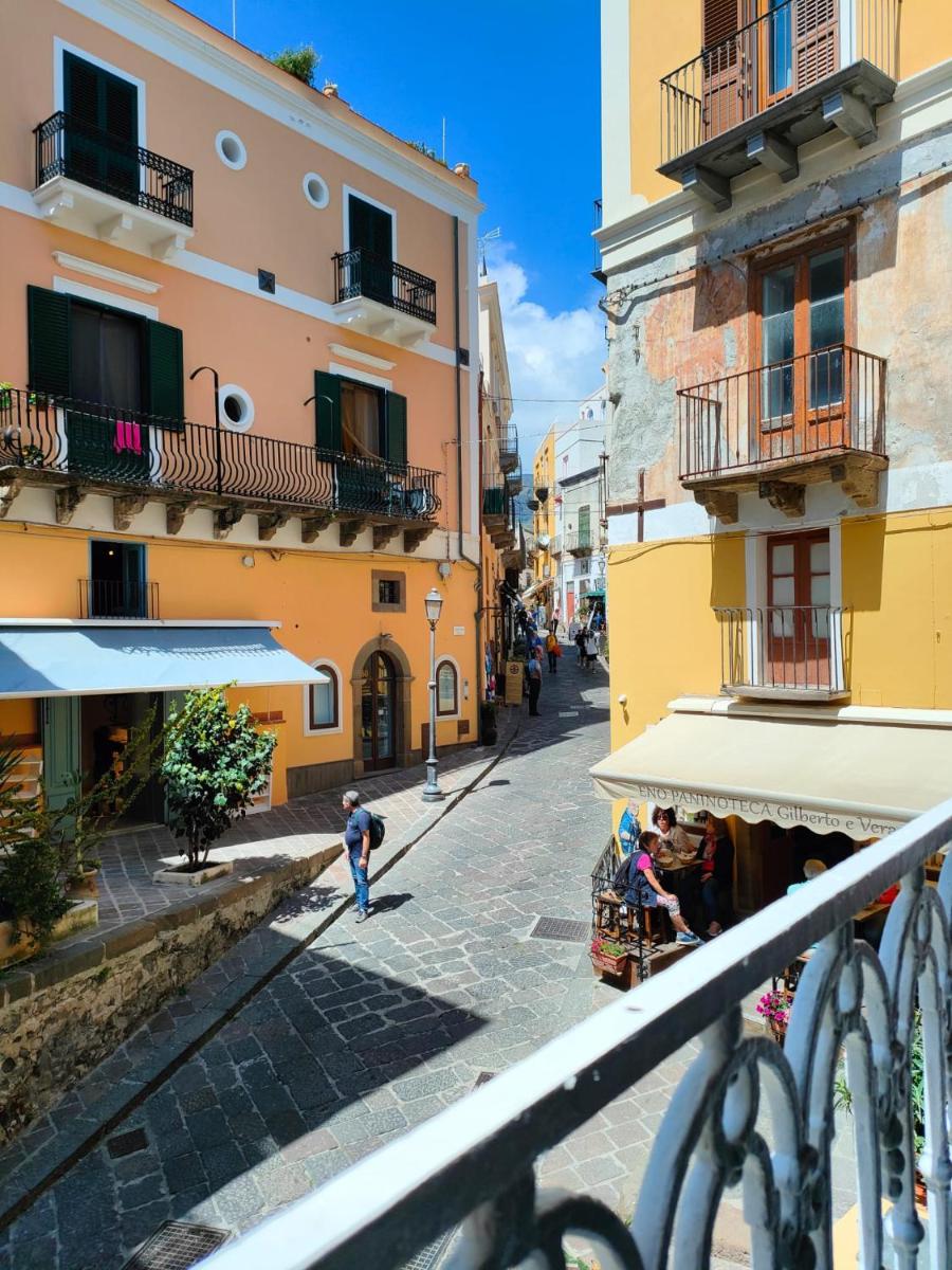 Lipari Suite B&B - Hizvo