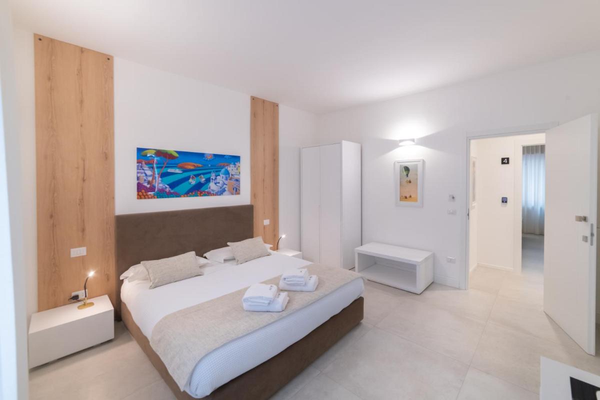 Lo Studio di viale Lo Re camere & caffe’ - Housity