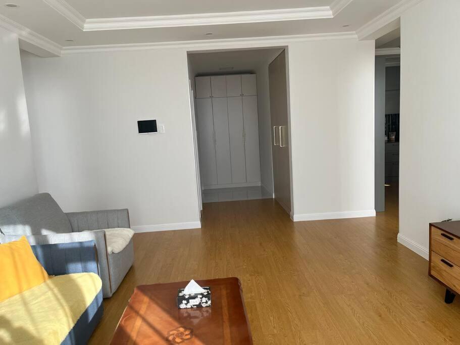 sunny 2 bedroom apartment in Ulaanbaatar - Housity