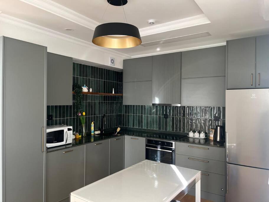sunny 2 bedroom apartment in Ulaanbaatar - Housity