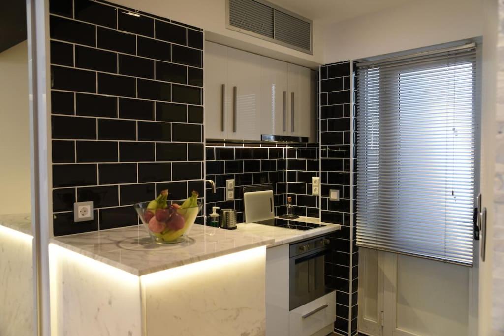 Syntagma square, 30sqm Nikis luxurious Studio - Housity
