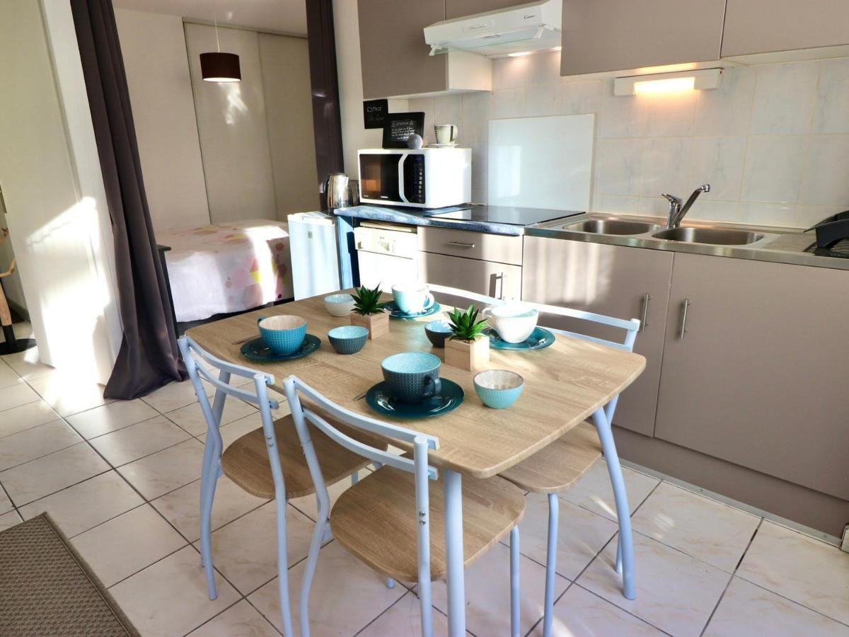 T1 Confortable à 2 Pas du Centre d'Annecy avec Parking et Terrasse - FR-1-432-44 - Housity
