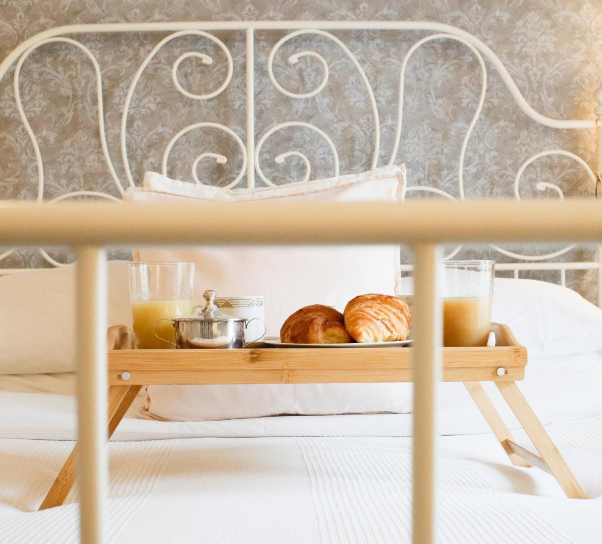 Guest House Camilla - Housity