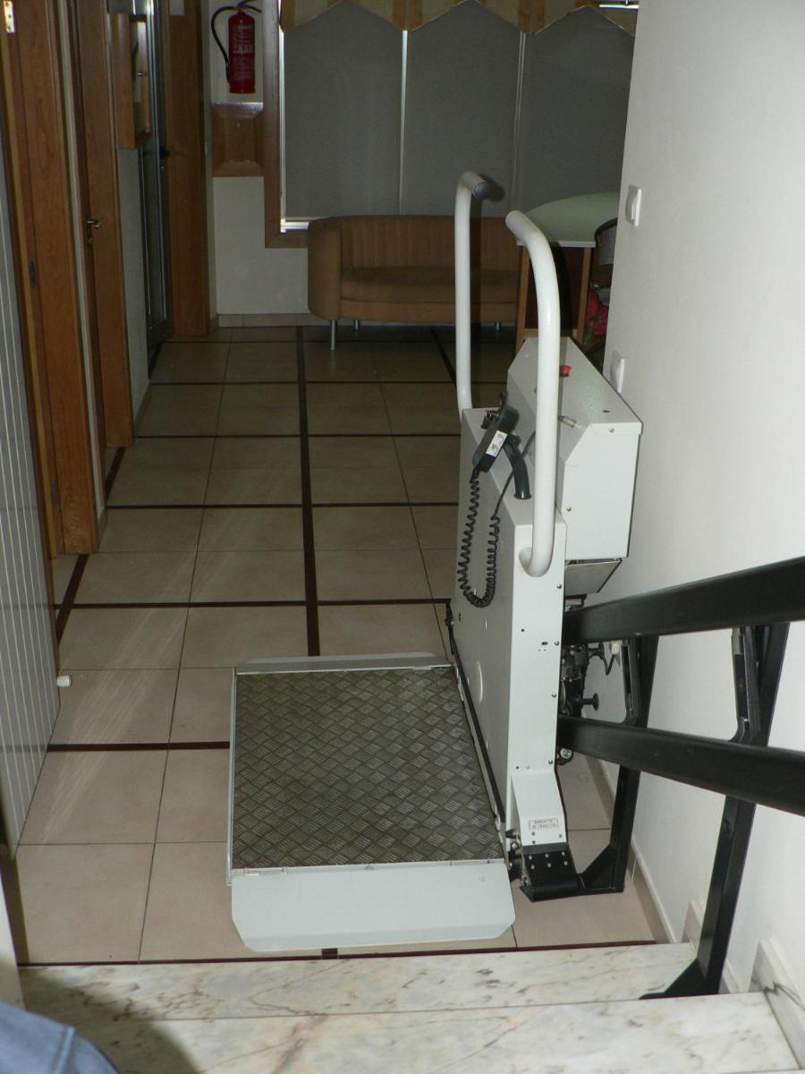 Hostal A Camelia - Housity