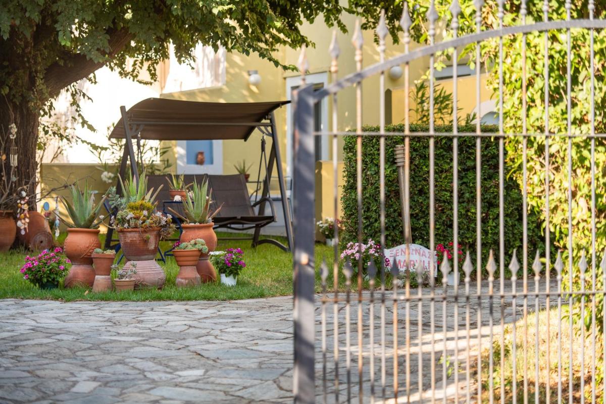 Amarylis Apartments - Housity