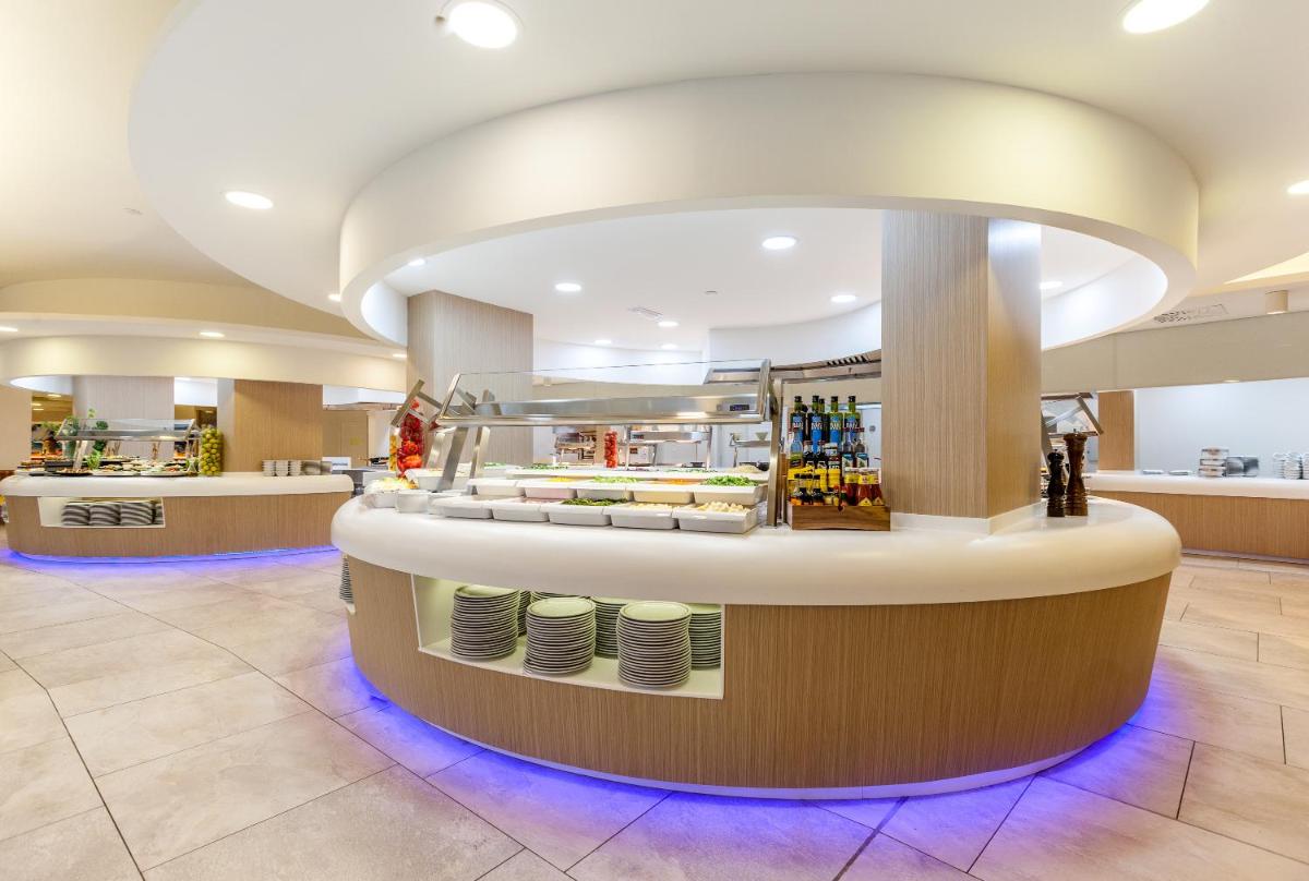 Bebidas en Iberostar Waves Playa Gaviotas All Inclusive