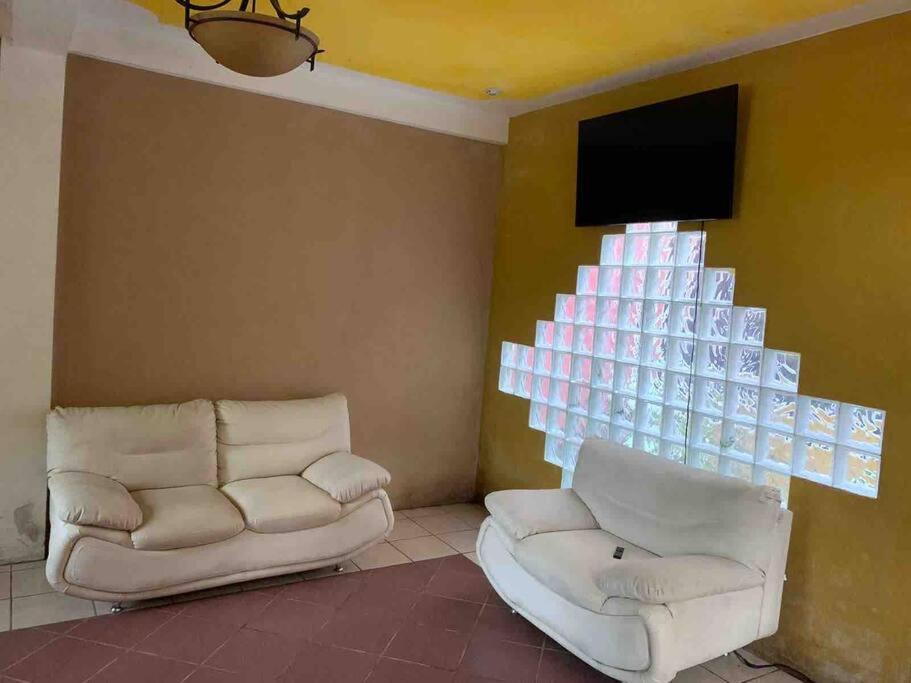 Casa 4 a 5 minutos del IRTRA - Housity