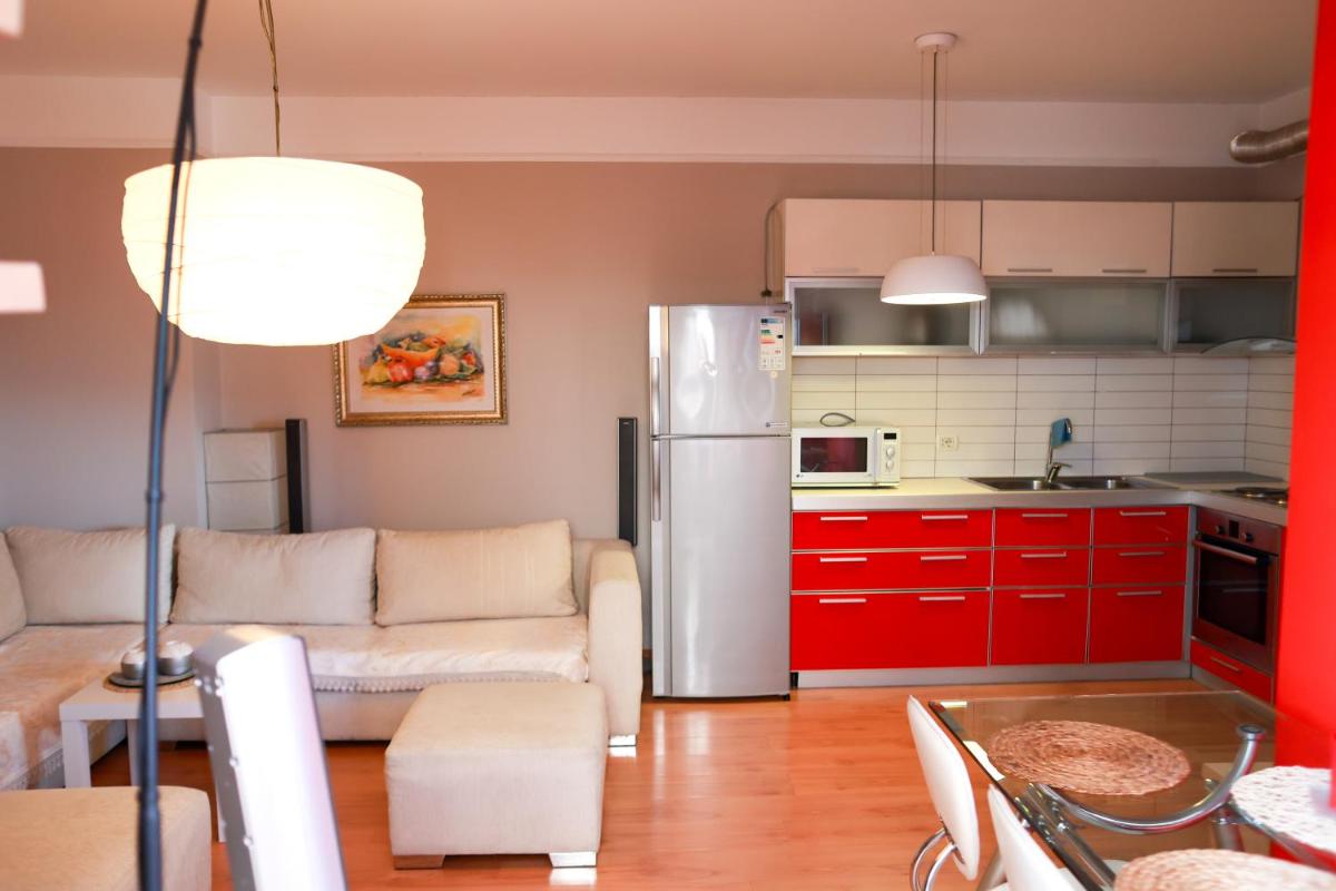 Suitetrails - Cherry Apartment
