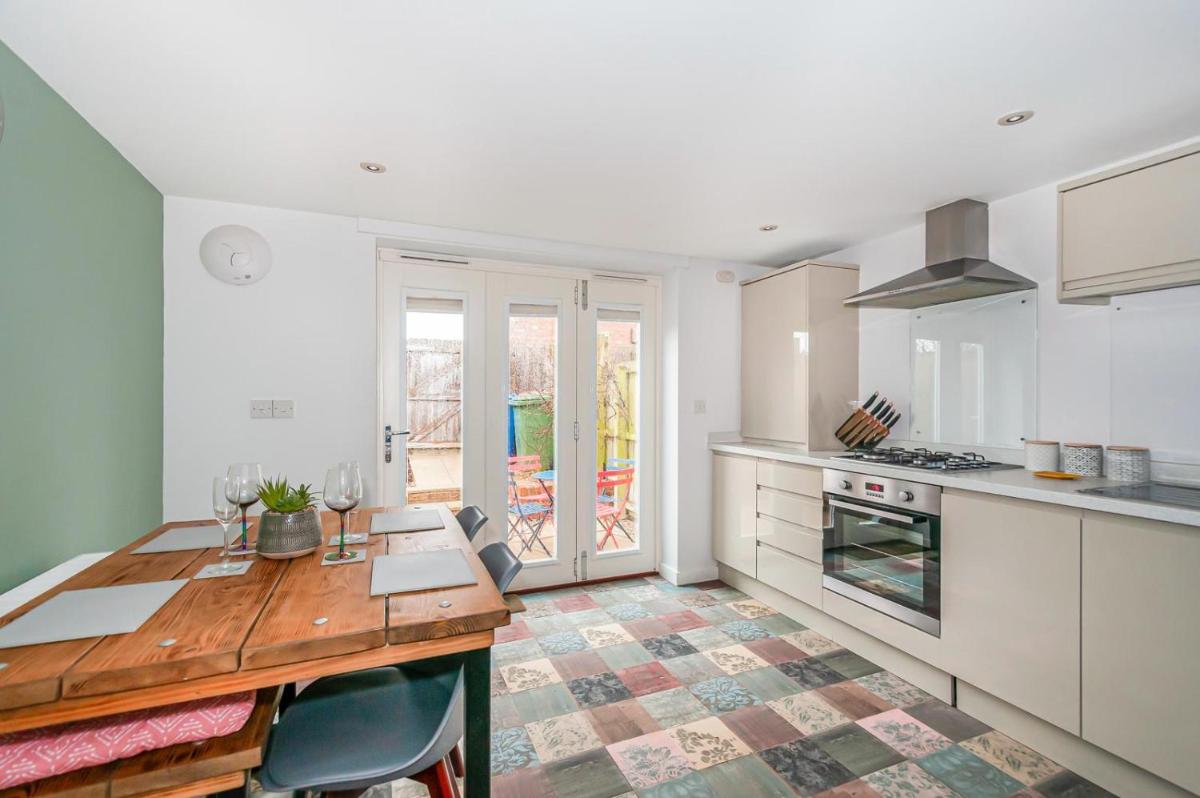Puddle Duck Cottage - Housity