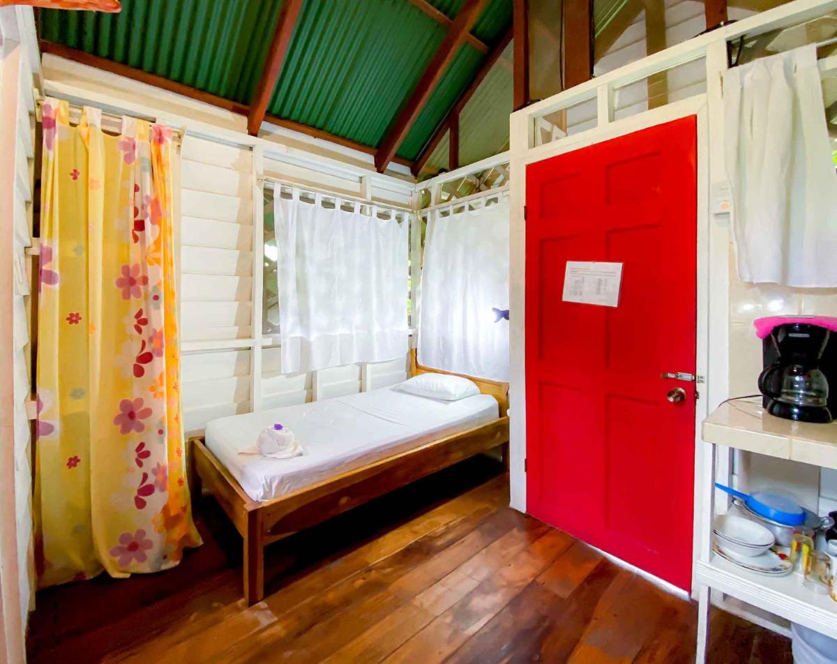 Hotel Casitas Mar y Luz - Housity